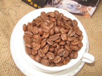 低咖啡因咖啡之製作方式