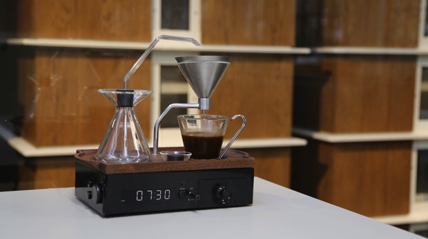 英設計師發明咖啡鬧鐘 Barisieur，用香氣喚醒愛賴床的你！
